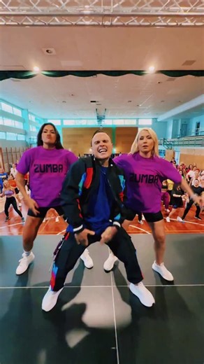 ZIN 119 is HERE 🎶🔥 and we celebrated BIG with the amazing Poland crew 🇵🇱💃 Pure joy, pure energy, pure Zumba love ❤️ #ZIN119 🎶: Yo Contento by @blackieblk 🧠: @gxvna_ @sahel_vera 🔥 💃🏻🕺🏻: @zj_jbenoit @dymitraszanna @emiliafurman.zin 📷: @ewa_niemyjska #worldfusion #zumba #zincommunity #stepintohappy #wemovetheworld #thatzumbafeeling #yocontento @zumba @zincommunity @msnancyny @albertoperlman | Jonathan Benoit