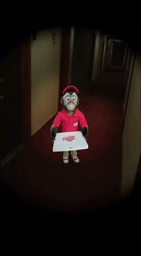 Pizza delivery gone wild! 🍕 Unexpected moments caught on camera.😁