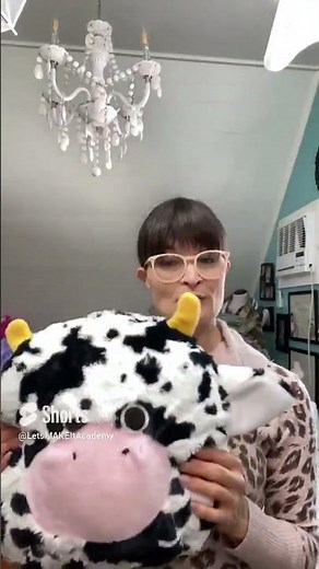 YOU CAN ACTUALLY MAKE THIS COW PLUSH #crafts #squishmallow #diy