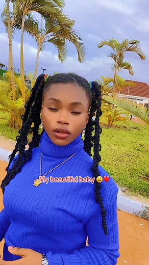 Look at how she was blushing 😁😁 i love you baby ❤️❤️#viral #bblondon #trending @Amanda & siblings