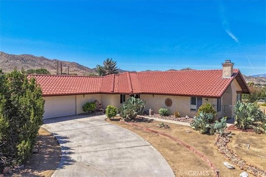 8802 Rubidoux Ave, Yucca Valley, CA 92284 | Estately 🧡 | MLS# JT26075633
