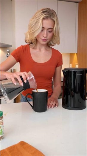 Pumpkin Latte with Comfee' Electric Kettle