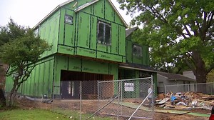 Dallas Building Permit Delays Linger Despite Promises