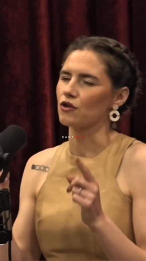 167K views · 1.9K reactions | Joe Rogan Humbles Female Fighter | Viralmindtwo | Facebook