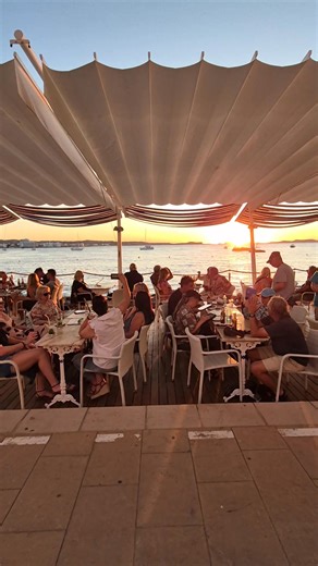 Dreaming of Café del Mar Ibiza ? 🌅📸⛵️🥰⬇️🏖🏝🎶🌊💃🍻 | The IBIZA Explorer
