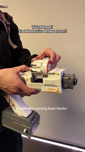 Cool Inductive Robot Arm!!#fypシ #tiktokshopholidayhaul #tiktokshopblackfriday #boytoy #robot