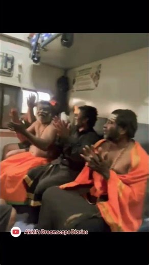 Ayyappa bajana at Train🚇||#ayyappaswamysongs #ayyappa #trainjourney #train#ayyappapatalu #shorts