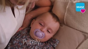 MAM Original Latex Pacifiers, Binky Pacifier for 6-16 Months, Natural Rubber Nipple, Made from Bio-Circular Materials, Easy to Clean, with Sterilizer Case, 2 Count Binkies