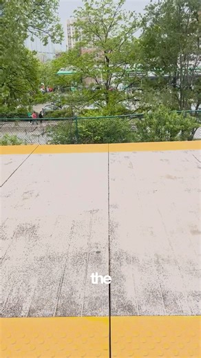 1.4K views · 21 reactions | For this month's Dine by Your Line we hopped on board the Metra Electric Line to Hyde Park - a beautiful neighborhood rich in history, culture, and out-of-this-world cuisine. Have suggestions for our next trip? Leave a comment! | Metra | Facebook