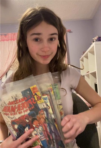 there’s more I forgot to show.. should I do a part 2? #fyp #comic #marvel #nerd #comichaul