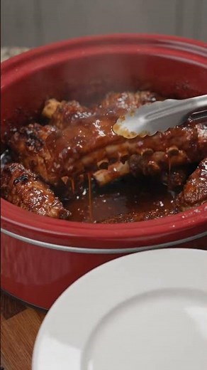 🍖🔥 4-Ingredient Sticky Slow Cooker Ribs