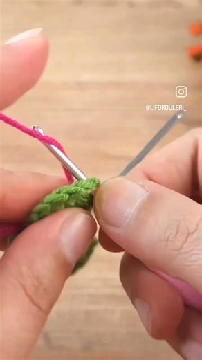 3.7K views · 32 reactions | Easy Crochet Keychain #crocheter #maker #crochetstitch #crochetinspiration #crochet #howto #crochetclassic | Crochet Classic | Facebook