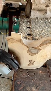 A simple #diy addition to your Easter decor! 🐓 . . . #woodworking #woodwork #easy #chicken #carving #woodcarving | Arbortech