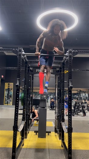 Alien Muscle Up 👽🦾 #muscleup #calisthenics #alien #gym #skill #fitness #strengthtraining #foryou