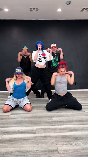 Ashnikko Slumber Party Dance Rehearsal with the Girlies