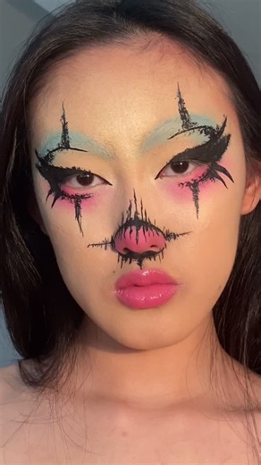 Jazmin Bean Makeup Tutorial for Alt Style