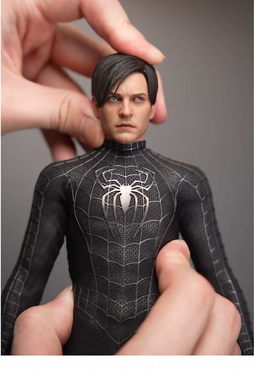 Unboxing Hot Toys Spider-Man 3 Bully Maguire (Black Suit)