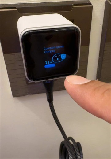 100W Smart AI Charger Review — Touch Display Fast Charging Test