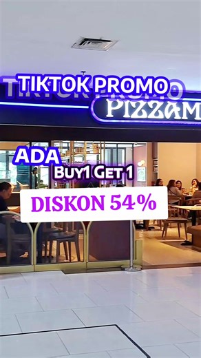Pizza Marzano adalah restoran pizza bergaya itali yang dikenal dengan adonan tipis,topping fresh dan pilihan pasta serta appetizer yang simple tapi flavorful.Suasananya casual cocok untuk makan santai. Pizza Marzano di Central Park Mall sekarang sudah ada Tiktok Promo diskon cek menu promo diskon pizza marzano di tiktok dengan Klik Lokasi yang ada di video ini#pizzamarzano #pizza #promo #centralparkmall #tiktokgo @Pizza Marzano Indonesia