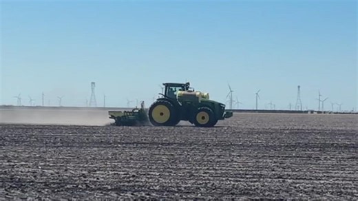 Texas farmers planting crops that may never grow
