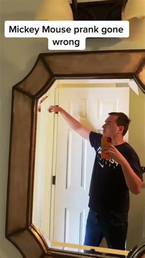 Mickey's prank gone wrong #mickeymouse #goofy #tal_on #fyp