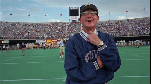 Lou Holtz, legendary Notre Dame football coach, dead at 89