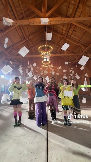 Little Glee Monster 「Pages」MV配信中