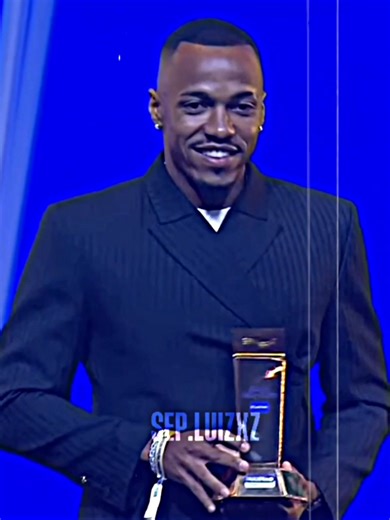 MARLON FREITAS ELEITO MELHOR MEIO-CAMPISTA DO PAULISTÃO! 🤩🔥 #sep #palmeiras #marlonfreitas #premio #paulistao