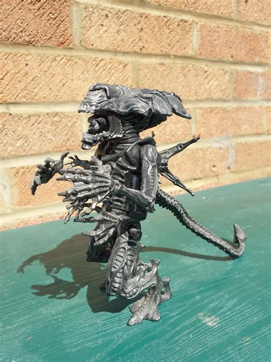 USS SULACO: ALIENS + PREDATORS | I bought this Alien Queen figure from the kids toy section🤔🤣 in the Argos catalogue (UK) must have been about 30 years ago | Facebook
