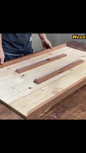 Amazing Pallet Wood and Epoxy Table Designs