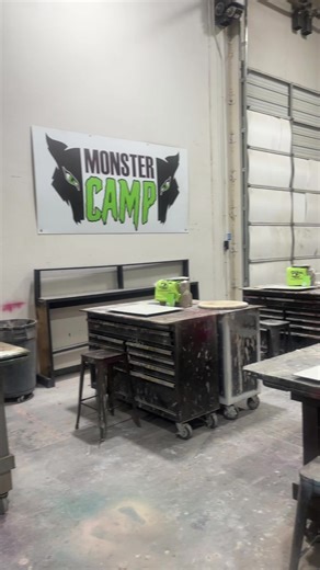 Monster Camp with @Stiltbeaststudios is underway! This camp will be all weekend as they create 2 foot little monsters of their choosing. #hauntedhouse #hauntindustry #dallastx #dfw #artistoftiktok