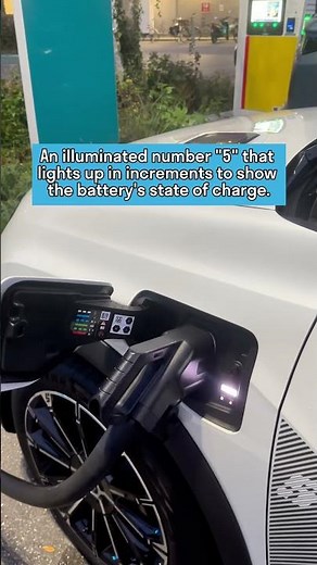 Renault 5 | Massive Charge Indicator Light On The Hood | Explained | AutoNext