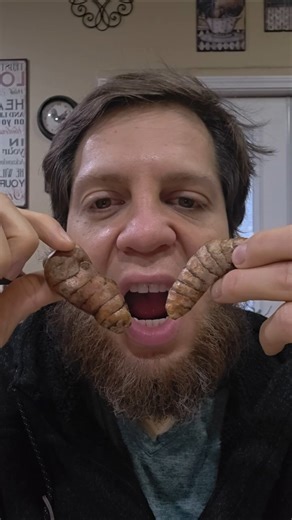 Raw Turmeric Root for Breakfast @DrewTheEater