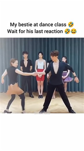 SHROOM ROOTS on Instagram: "😂 Itna clumsy😂 @shroomroots #🎂要怎麼不經意的讓另一一半看到這篇文👀 儀式感滿滿🈵🔜蛋糕小熊蠟燭旋轉褸盒🕯️ 嘿~閉上眼睛～許個願吧✨ 希望你的願望會實現 （偷偷按下機關）有我幫你準備的小驚喜唷 ⚠️ 商品是蛋糕小熊機關盒 沒有附戒指💍禮物要自己準備唷 流行周邊好物推薦搜尋 ✨ 玩具公仔搜尋🔍 寵物周邊搜尋 🔍 勗新商品資訊請看限時動態精選💭 下單方式🛒 🔜留言”+1；小編火速回覆你下單資訊 🔜留言”+1； 小編火速回覆你下單資訊 可自行截圖商品私訊購買‼️ 付款方式 台灣地📦匯款、ATM轉帳（可無摺）、街口支付 支持全球順豐配送🌍微信、支付寶收款 國外配送約2週左右 因天氣、不可控因素可能延... 又是充满笑容和爱与小杨创作的一天，请支持和订阅我的YouTube频 #china#funny#fun#love#india#japanese l#korea #viral #instagram #trendingreels _日本利用压电瓷砖将脚步转化为电能。这些瓷砖捕捉"