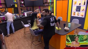 1M views · 25 reactions | Tras salir nominado, Wendy pide a sus fans votar por Sergio Mayer y seguir fortaleciendo al Team Infierno. Suscríbete a #ViX https://bit.ly/3XnLggS para ver en vivo 24/7 lo que pasa en #LaCasadelosFamososMx No te pierdas las galas los domingos a las 8:30PM por Las Estrellas y de lunes a viernes a las 10:00PM por Canal 5 | Famosos México | Facebook