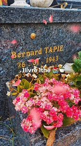 Tombe de Bernard Tapie Marseille | Tombe di Famosi