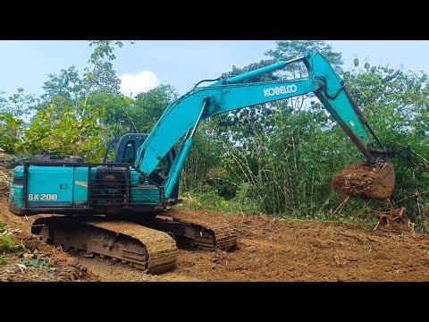 BELCO EXCAVATOR SK 200 RATAKAN TANAH 