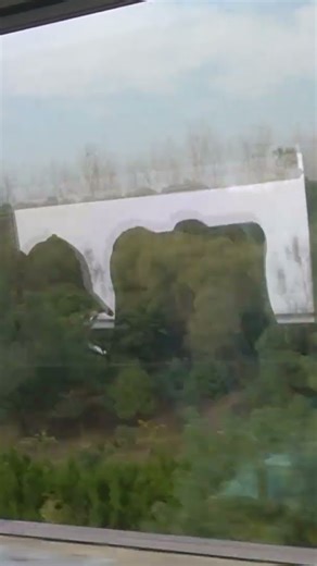 Are you also dreaming of high-speed rail? Meanwhile, China in 2017. Maglev and regular train... #...