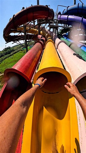 bella ciao playground parkour chasing pov 😂#parkourfreerun #parkourlife #waterpark #shortlife