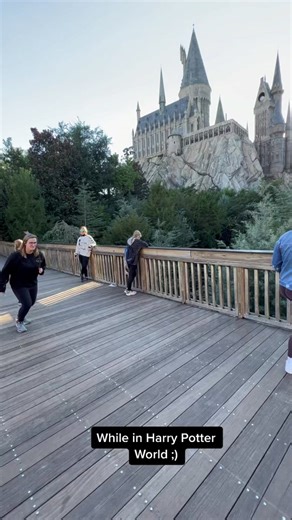 Exploring Harry Potter World with Hufflepuff Eva Piehl