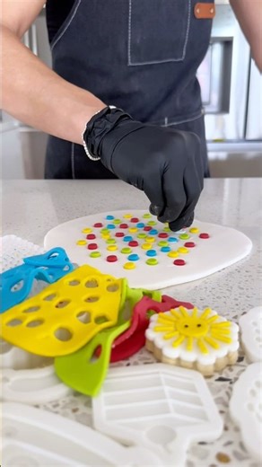 Back to basics 🍪 Because the best part is watching it all come together 🙌