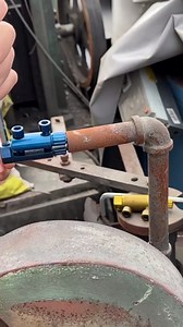 Pipe Thread Extractor Tool Kit, Broken Pipe Thread Extractor, Pipe Valve Faucet Broken Bolt Remover, for 1/2" and 3/4" Water Pipes, Easily Remove Home Tools (Golden)