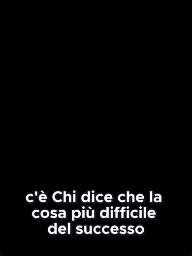 Il vero segreto del successo: non solo raggiungere la vetta, ma riuscire a rimanere se stessi nonostante tutto. 🎤✨ Anna Pepe si confessa a cuore aperto. 👇 Episodio completo sul canale @aledellagiusta #annapepe #aledellagiusta #ansia #dietrolequinte #musica #rapitaliano #motivazione #perte #italia #klippify