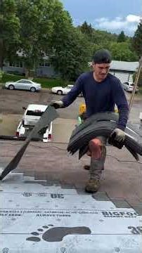 Cutting gables #roofing #construction #bluecollar #constructionlife #roofinglife