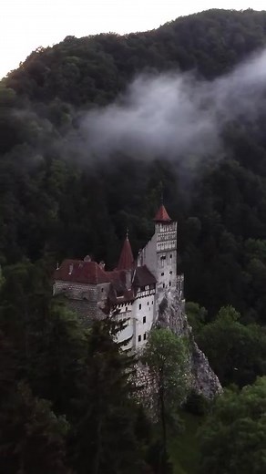 Exploring Bran Castle: The Legend of Dracula
