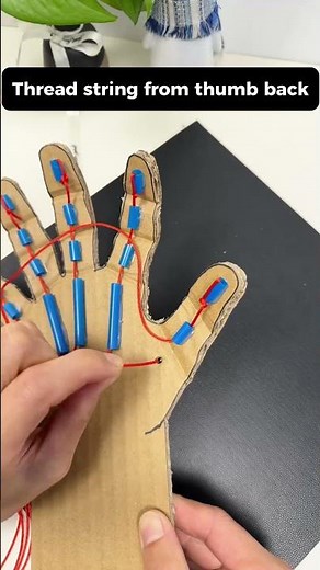 Cardboard Robot Arm: DIY in 60 Secs