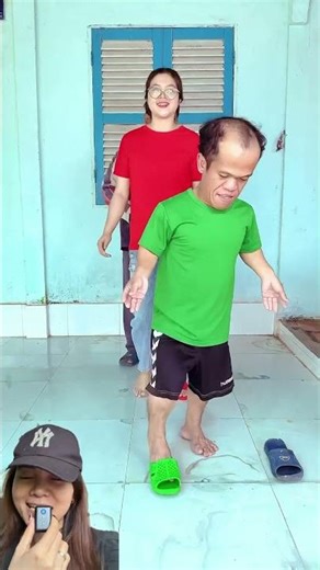 SANDALS MATCHING THE COLOR OF YOUR CLOTHES ⁉️WHY DO YOU ONLY HAVE ONE 🫣