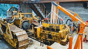 Removing the Engine from a Caterpillar D4-7U — Starting a Full Classic Iron Tear-Down