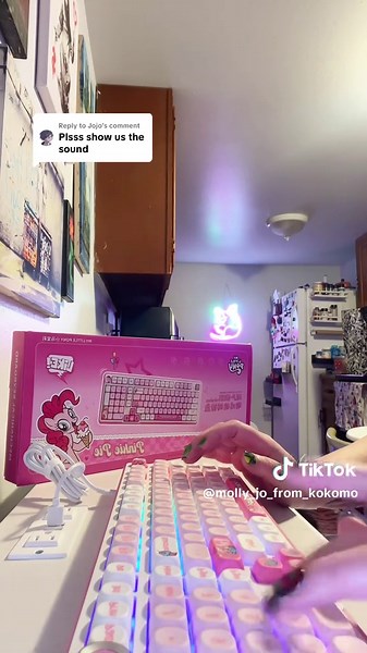 Exploring My Little Pony Themed ASMR Keyboard Sounds