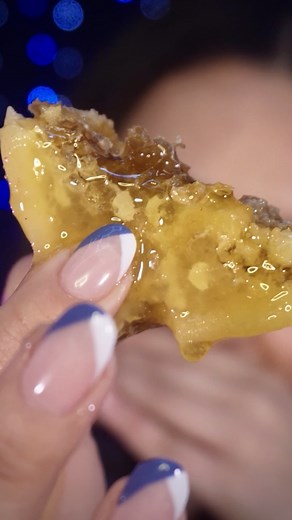 ASMR comiendo miel de panal #asmrcomida #asmrcomiendo #asmrmiel | Soul ASMR